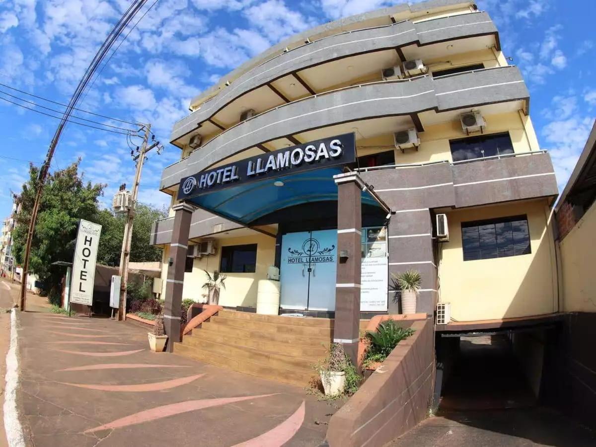 Hotel LLamosas Ciudad del Este Exterior foto