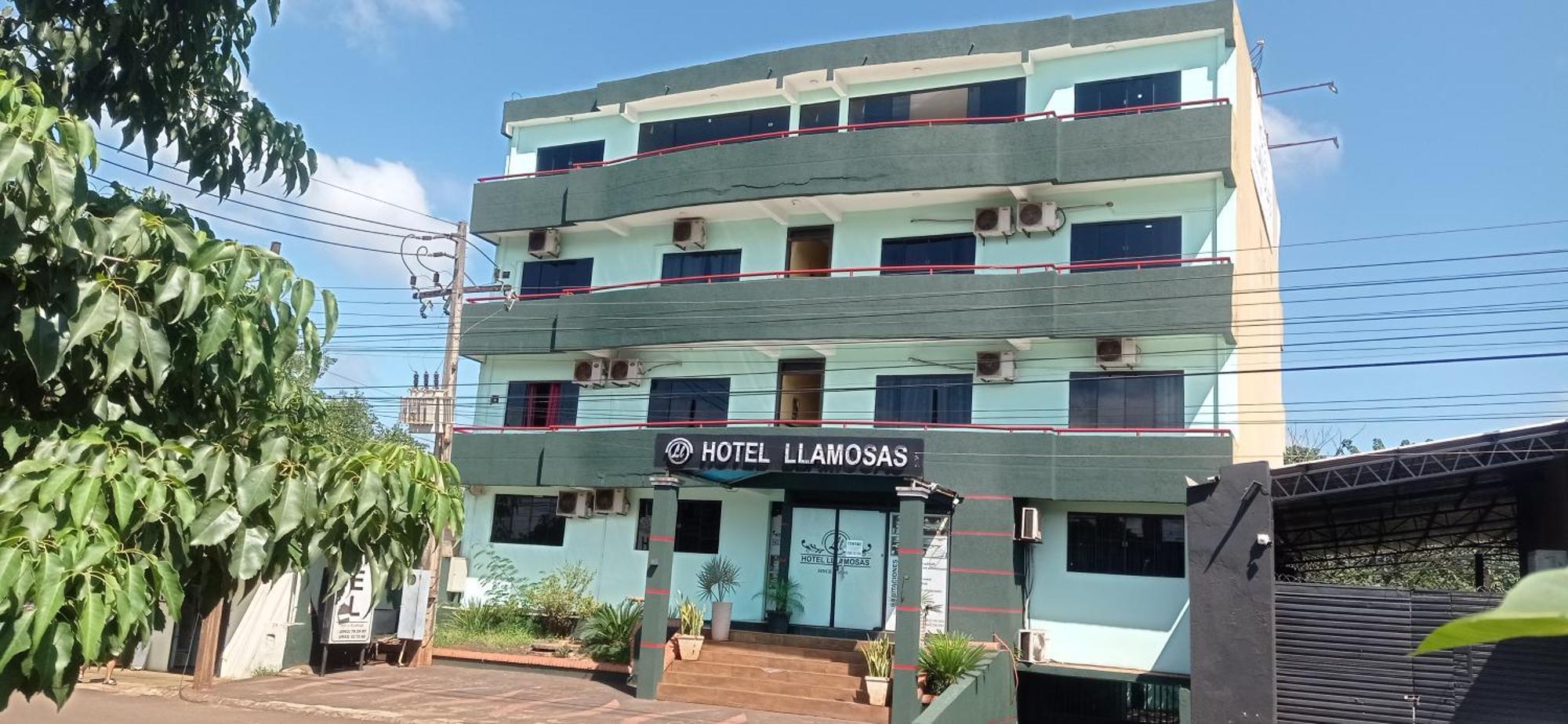 Hotel LLamosas Ciudad del Este Exterior foto
